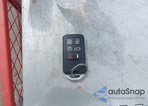 2014 Volvo Xc60 T6 Platinum из США, поврежденный, VIN YV4902DZ2E2539806